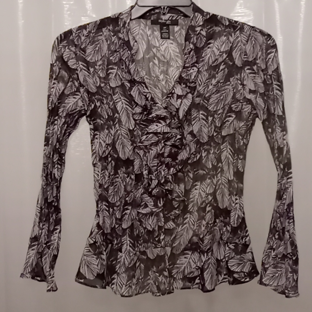 Style & Co. Black w/ White design Sheer Vneck Buttons Longsleeve Blouse-4P